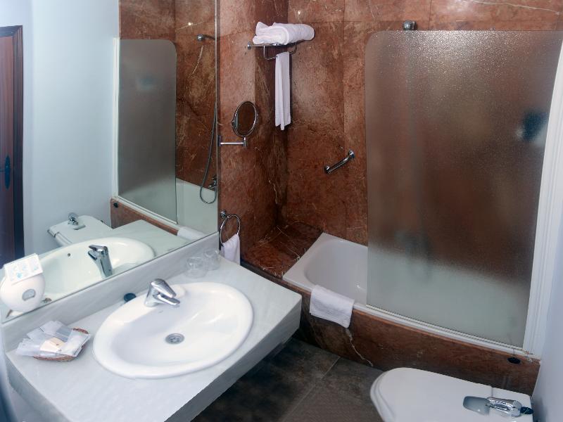 Hotel Comillas 4*